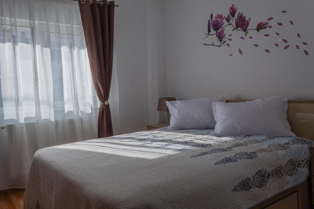 Butterfly Apartment Sibiu Exterior photo